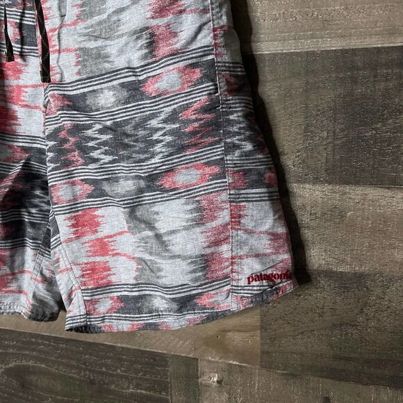 Patagonia Wavefarer Board Shorts 32 - Picture 2 of 3